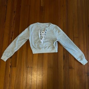 lace up long sleeve crop top